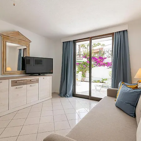 Beautiful Location Parque Santiago 1 *