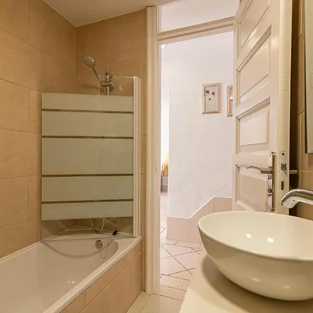 Apartament Beautiful Location Parque Santiago 1 *