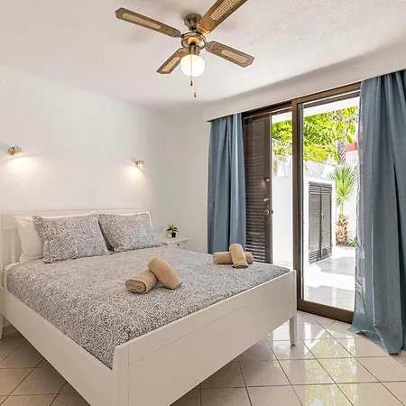 Beautiful Location Parque Santiago 1