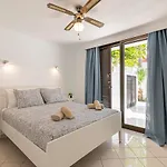 Beautiful Location Parque Santiago 1