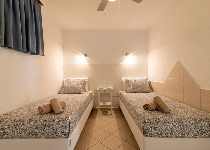 Beautiful Location Parque Santiago 1 *